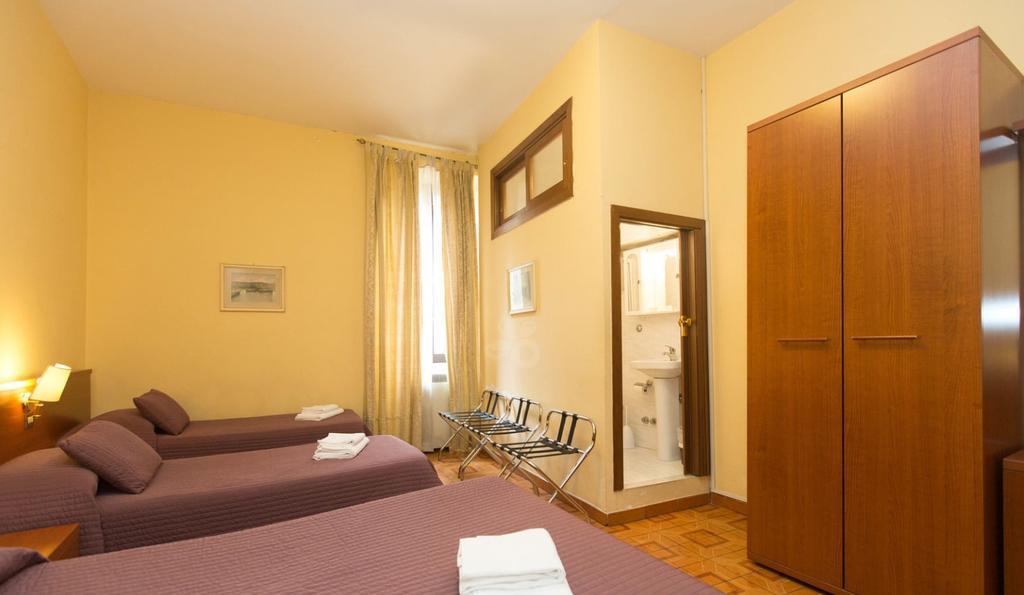 Hotel Azzurra Рим Экстерьер фото