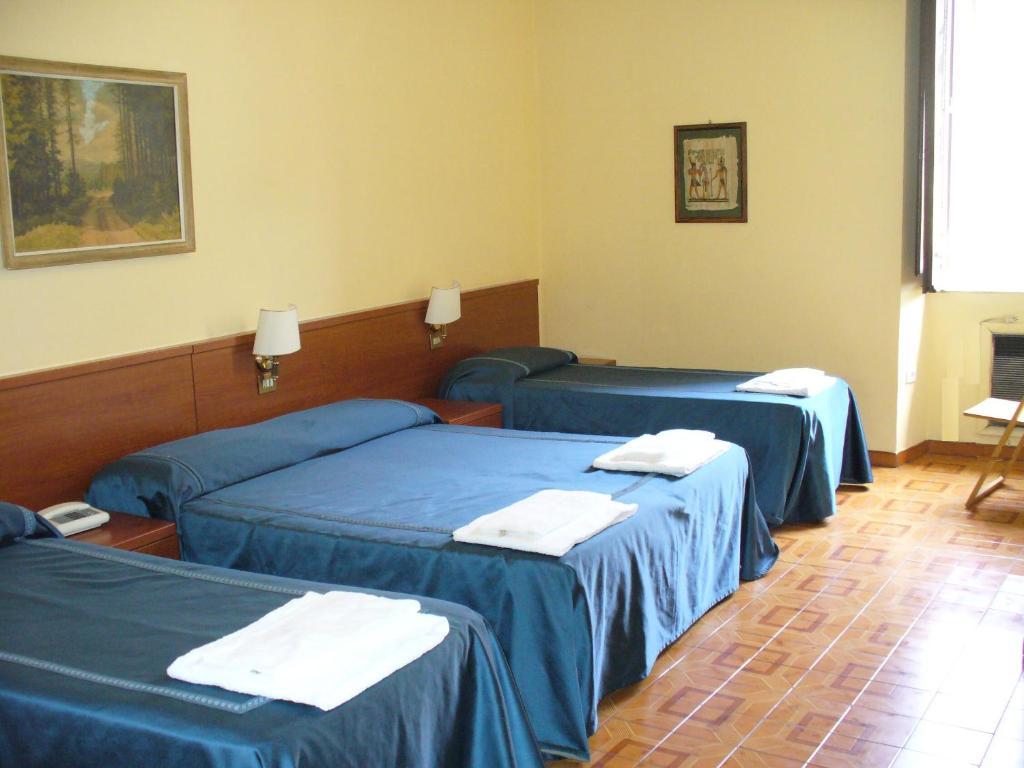 Hotel Azzurra Рим Экстерьер фото